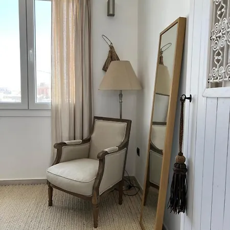 Tarifamicasa Vista Al Pueblo Y Africa Apartamento *